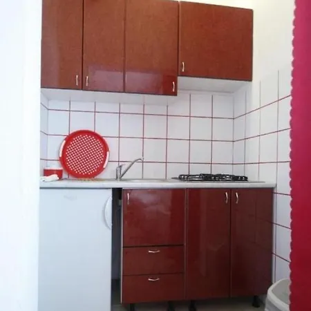 Mary - 30m From The Sea Apartment