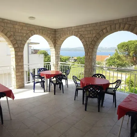 Mary - 30m From The Sea Apartment